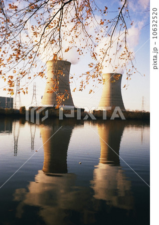 Cooling towers of Three Mile Island nuclear facility 10632520