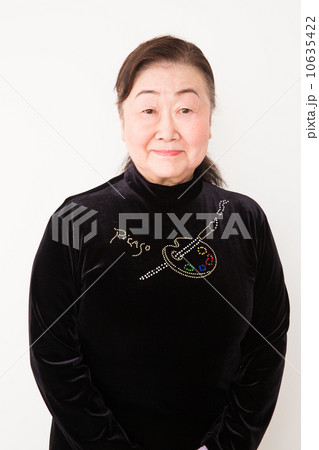 シニア女性 10635422