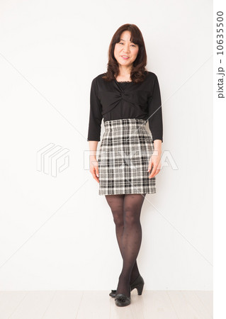 シニア女性 10635500