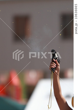 スタート 10636665