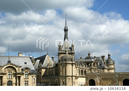 Chateau de Chantilly ( Chantilly Castle ), Oise, Picardie 10638138