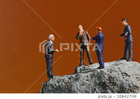 社内トラブル 10642749