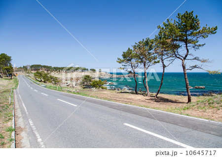 青森県八戸市　大須賀海岸「日本の渚・百選」　 10645717