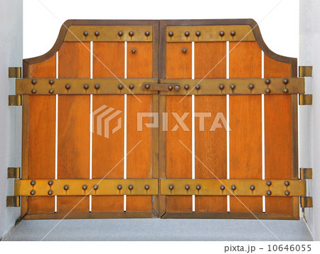 Wooden door 10646055
