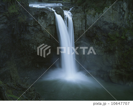 Waterfall 10647707