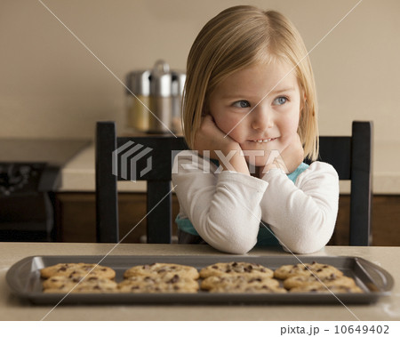 Girl waiting for cookies Girl waiting for cookies 10649402