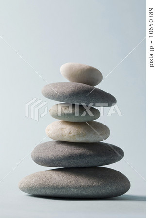 Studio shot of rocks balancing on one another 10650389