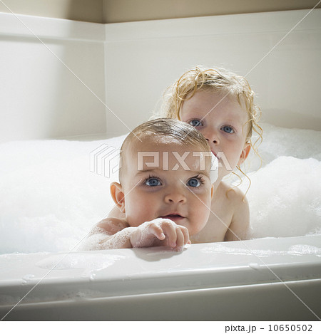 Bath time 10650502