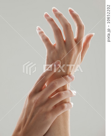 Beautiful Femine hands 10652202