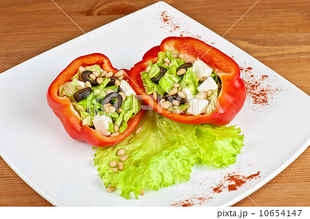 Stuffed peppers 10654147