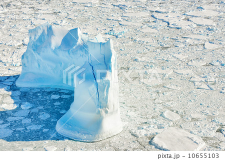Iceberg in Greenland 10655103