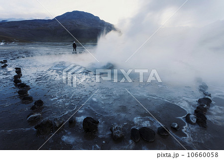 El Tatio Geyser field 10660058