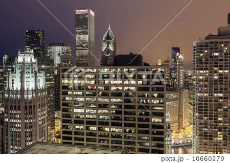 Cityscape of Chicago 10660279