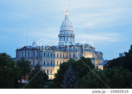 State Capitol Building State Capitol Building 10660616