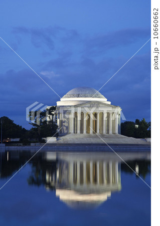 Thomas Jefferson Memorial at dusk 10660662