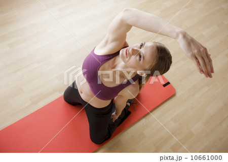 Young woman exercising Young woman exercising 10661000