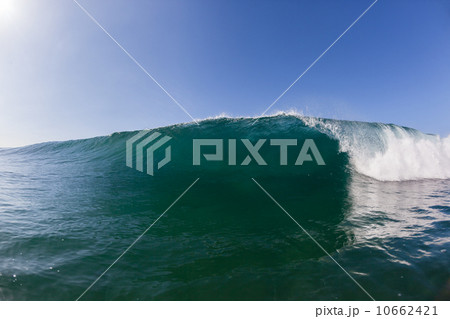Wave Breaking Crashing Blue Water Wave Breaking Crashing Blue Water 10662421