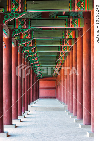 Changdeokgung Palace 10666240