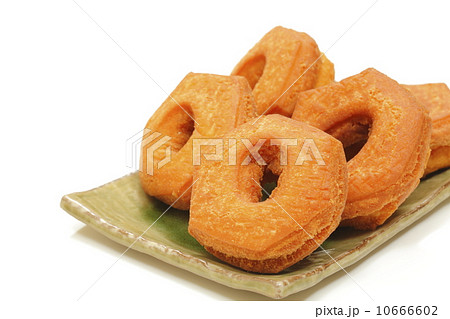 シンプルなドーナツ 10666602