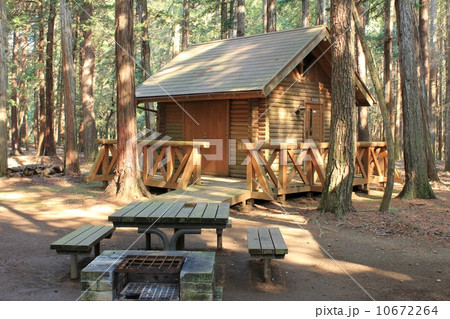 山奥のキャンプ場 山奥のキャンプ場 10672264