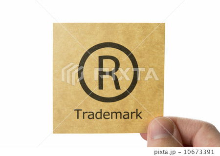R 登録商標マーク アイコン Trademark copyright 10673391