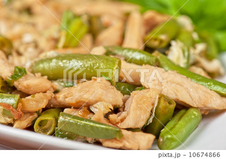 Green beans with chicken Green beans with chicken 10674866