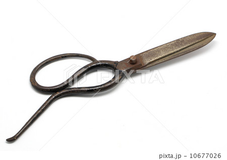 old scissors 10677026