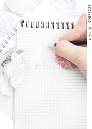 Notepad, paper, pen 10678288