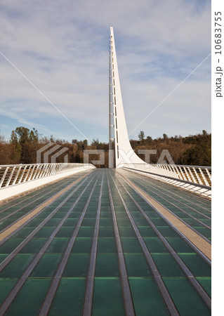 USA, California, Redding, sundial bridge USA, California, Redding, sundial bridge 10683755