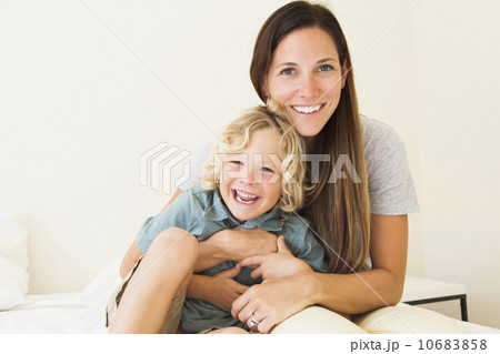 Portrait of mother with son (6-7) Portrait of mother with son (6-7) 10683858