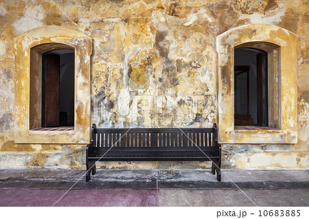 Puerto Rico, San Juan, Bench at castillo san cristobal fort 10683885