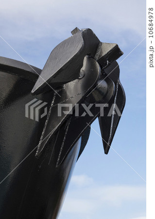 Ship's bow 10684978