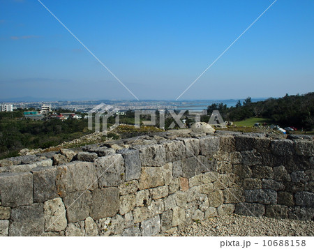 中城城跡 城壁と眺望 中城城跡 城壁と眺望 10688158