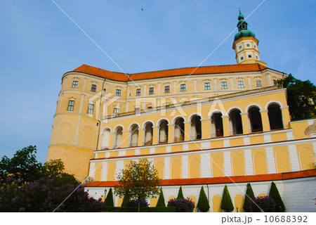 Mikulov castle 10688392