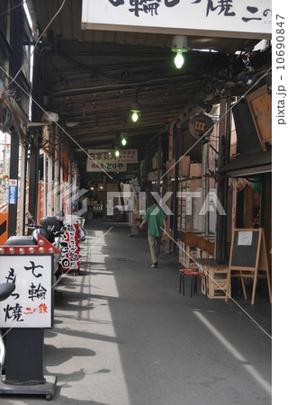 溝の口駅西口商店街 10690847