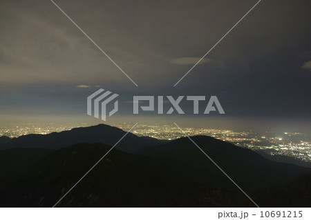 丹沢山地 塔ノ岳山頂からの夜景 丹沢山地 塔ノ岳山頂からの夜景 10691215