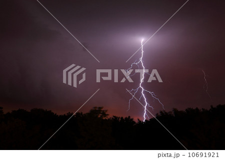 Lightning Lightning 10691921