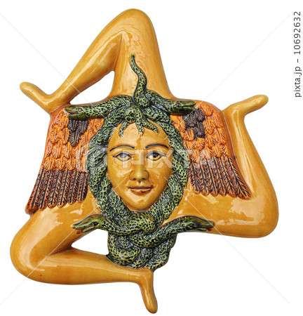 Trinacria Trinacria 10692632