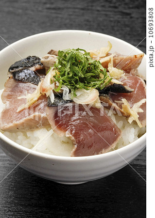 鰹のたたき 10693808