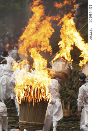 那智の火祭り (扇祭り) 那智の火祭り (扇祭り) 10694431