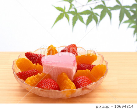 淡雪とフルーツのデザート 淡雪とフルーツのデザート 10694814