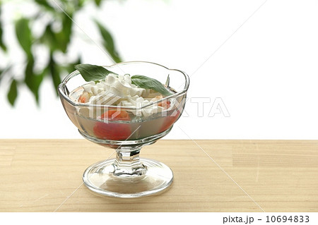 イチゴの寒天ゼリー 10694833