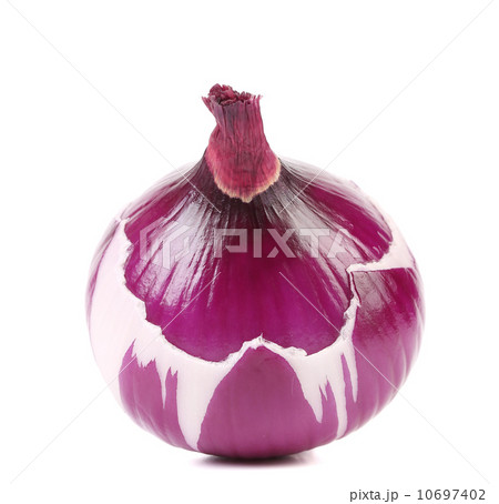 Peeled red onion bulb. 10697402