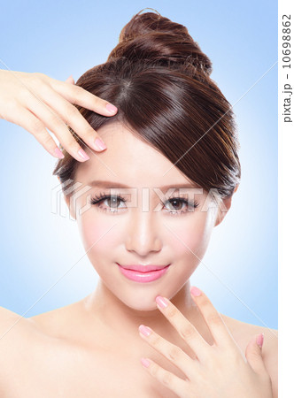 beauty of a woman face 10698862