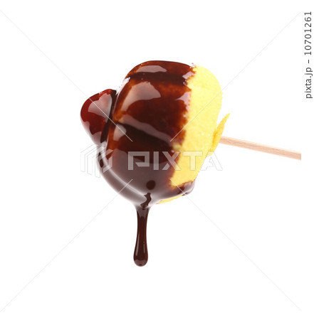 Marshmallow in chocolate syrop. 10701261