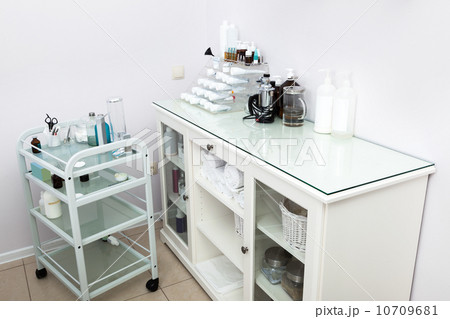 modern beauty shop modern beauty shop 10709681