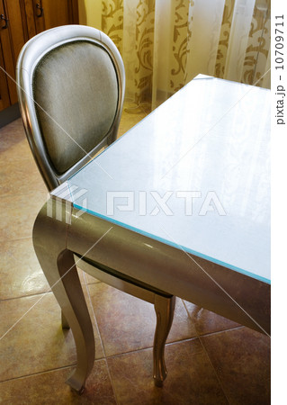 Table and chair Table and chair 10709711