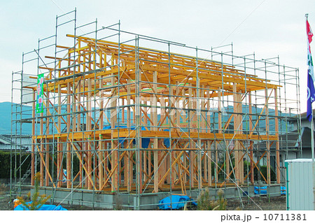 骨組み　住宅　新築　住宅 10711381