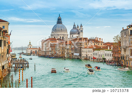 View of Basilica di Santa Maria della Salute,Venice, Italy View of Basilica di Santa Maria della Salute,Venice, Italy 10715378