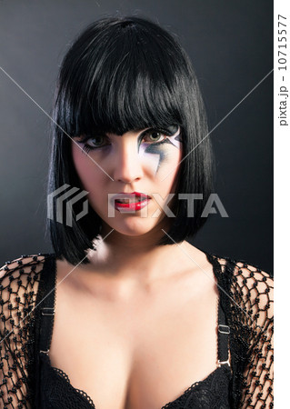 Beautiful woman with fashion makeup Beautiful woman with fashion makeup 10715577